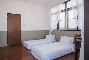 Double Tree House
