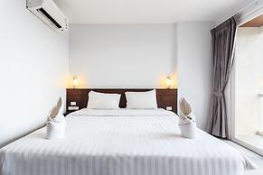 77 Bangla Hotel