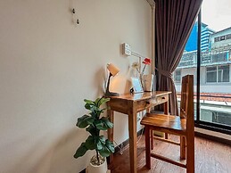 Click Hostel