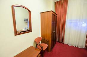 7 Days Hotel Kiev
