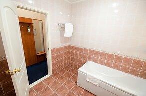 7 Days Hotel Kiev