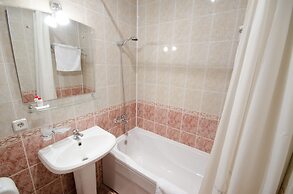 7 Days Hotel Kiev