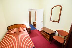 7 Days Hotel Kiev