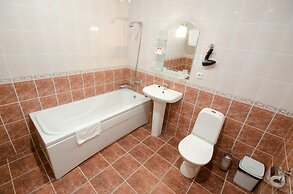 7 Days Hotel Kiev