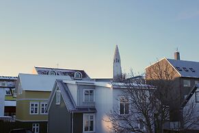 Astro Apartments