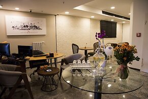 Sparkle Hotel