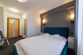 Fullton Central Inn