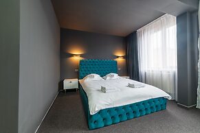 Fullton Central Inn