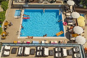 Kleopatra Life Hotel & SPA