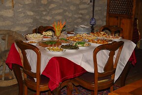 Mehves Hanim Konagi