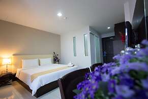 Primetime Hotel
