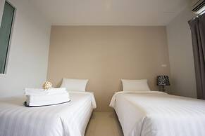 Primetime Hotel
