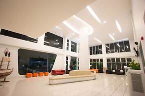 Primetime Hotel