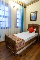 Old House Pub Hotels