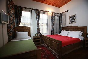 Old House Pub Hotels