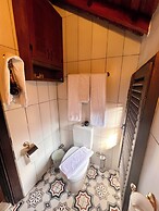 Old House Pub Hotels