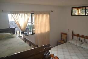 Hostal Dumbira