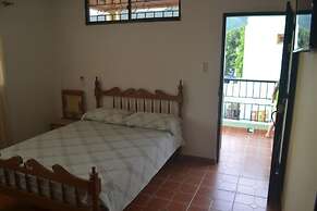 Hostal Dumbira