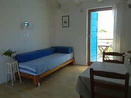 Apartments Ivas