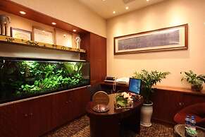 Kunming Green Lake Hotel