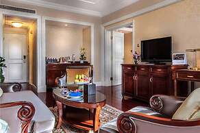 Kunming Green Lake Hotel