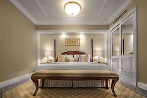 Kunming Green Lake Hotel