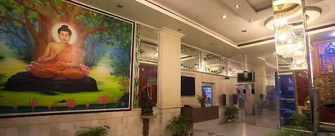 Hotel Samrat International