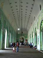 Mohan Hotel