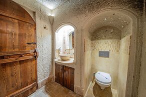 Safran Cave Hotel