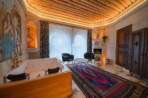 Safran Cave Hotel