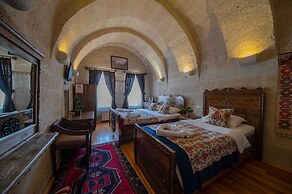 Safran Cave Hotel