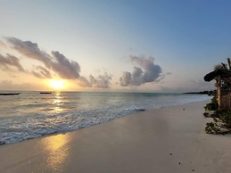 Coco Beach Hotel