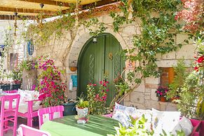 Apaz Alacati Hotel