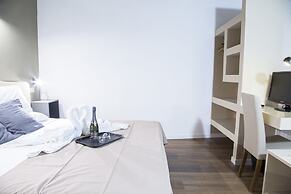 Do-Do Navona Suites