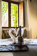 Do-Do Navona Suites