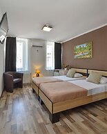 Venus Hotel