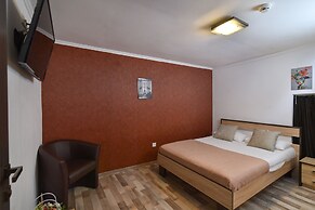 Venus Hotel