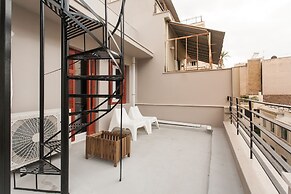 Karitsi Place