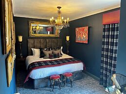 Abbotsford Hotel