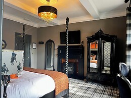 Abbotsford Hotel