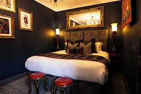 Abbotsford Hotel