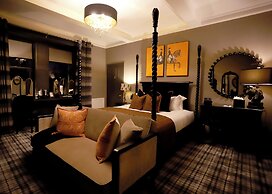 Abbotsford Hotel