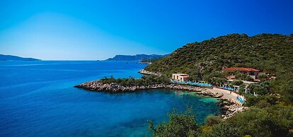 Blanca Beach Hotel