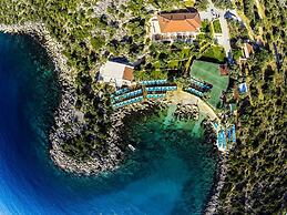 Blanca Beach Hotel