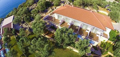 Blanca Beach Hotel
