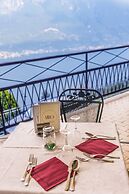 Village Hotel Lucia