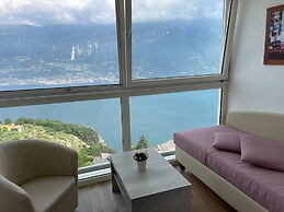 Village Hotel Lucia