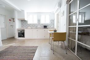 Almamater Lisbon Apartments