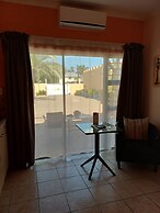 Capbon Guesthouse