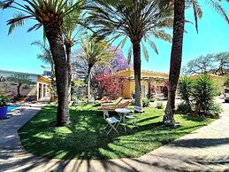 Capbon Guesthouse
